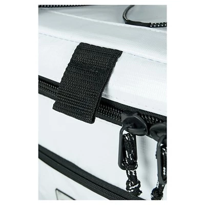 Igloo Marine Ultra Square 32qt Cooler 5 Igloo Marine Ultra Square 32qt Cooler - Image 5