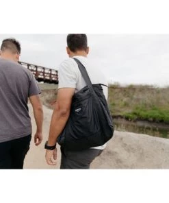 Igloo Packable Puffer 15.25qt Cooler Bag - Black 12 Igloo Packable Puffer 15.25qt Cooler Bag - Black -Deals Coolers Store unnamed file 1442