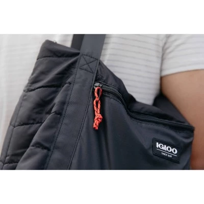 Igloo Packable Puffer 15.25qt Cooler Bag - Black 7 Igloo Packable Puffer 15.25qt Cooler Bag - Black - Image 7