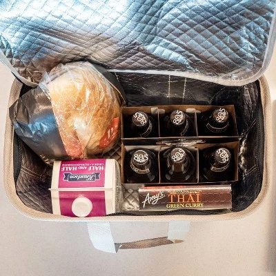 CleverMade SnapBasket Insulated Collapsible Grocery 32qt Shopping Bag Tote with Zippered Lid Navy/Cream - 3pk 4 CleverMade SnapBasket Insulated Collapsible Grocery 32qt Shopping Bag Tote with Zippered Lid Navy/Cream - 3pk - Image 4