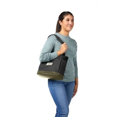 Coleman Outlander Soft Cooler Tote 3 Coleman Outlander Soft Cooler Tote - Image 3