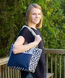 NCAA Ohio State Buckeyes 16-Can Cooler Tote - 4qt -Deals Coolers Store unnamed file 2180