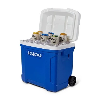 Igloo Latitude 30qt Roller Cooler 2 Igloo Latitude 30qt Roller Cooler - Image 2