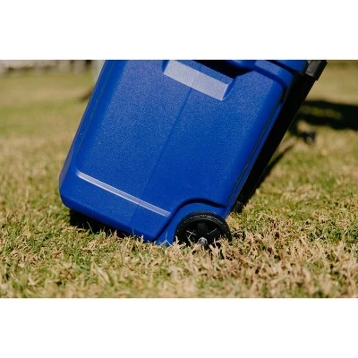 Igloo Latitude 30qt Roller Cooler 15 Igloo Latitude 30qt Roller Cooler - Image 15