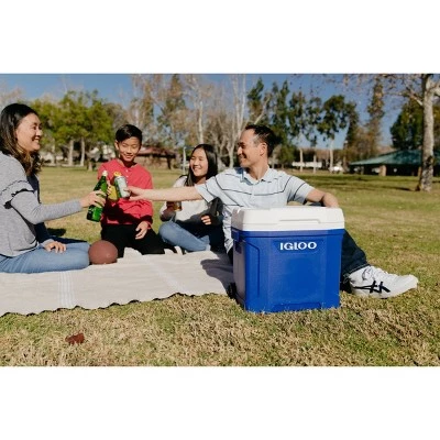Igloo Latitude 30qt Roller Cooler 16 Igloo Latitude 30qt Roller Cooler - Image 16