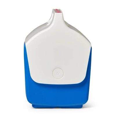 Igloo Little Playmate 50th Anniversary Edition 7qt Cooler - Sneaky Blue 6 Igloo Little Playmate 50th Anniversary Edition 7qt Cooler - Sneaky Blue - Image 6