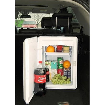 Koolatron P75 Iceless 36 Quart (34 L) 12v Thermoelectric Travel Cooler or Warmer Ideal for your Car, SUV, Truck, Boat and RV 2 Koolatron P75 Iceless 36 Quart (34 L) 12v Thermoelectric Travel Cooler or Warmer Ideal for your Car, SUV, Truck, Boat and RV - Image 2